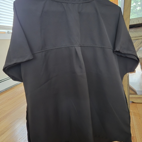 Nursing Scrubs *NEW* - Picture 2 of 4